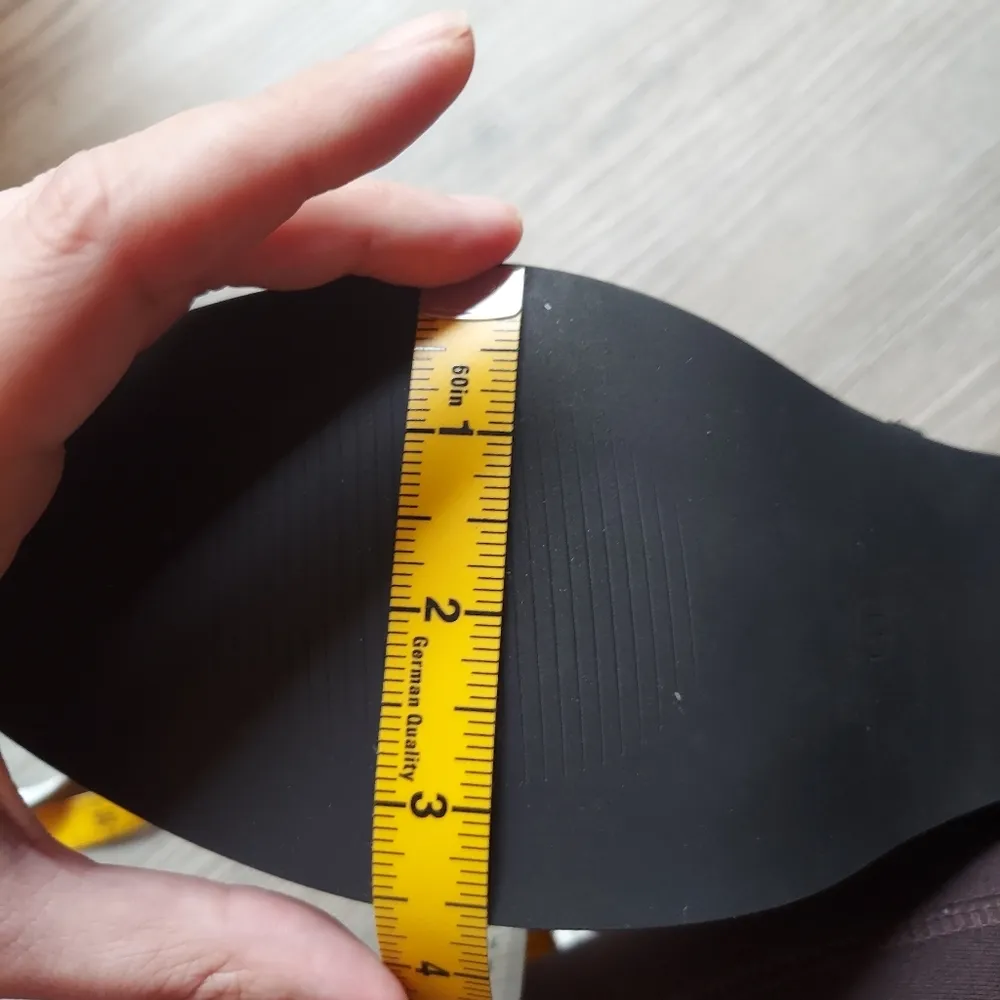 Size 11 Memory Foam Suede V High Heel Black Boots - Image 5