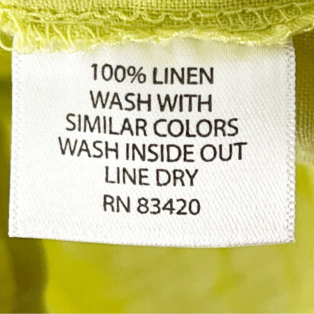 CYNTHIA ROWLEY 100% Linen Lightweight Embroidered Smocked Accent Top, Size Large - Image 4