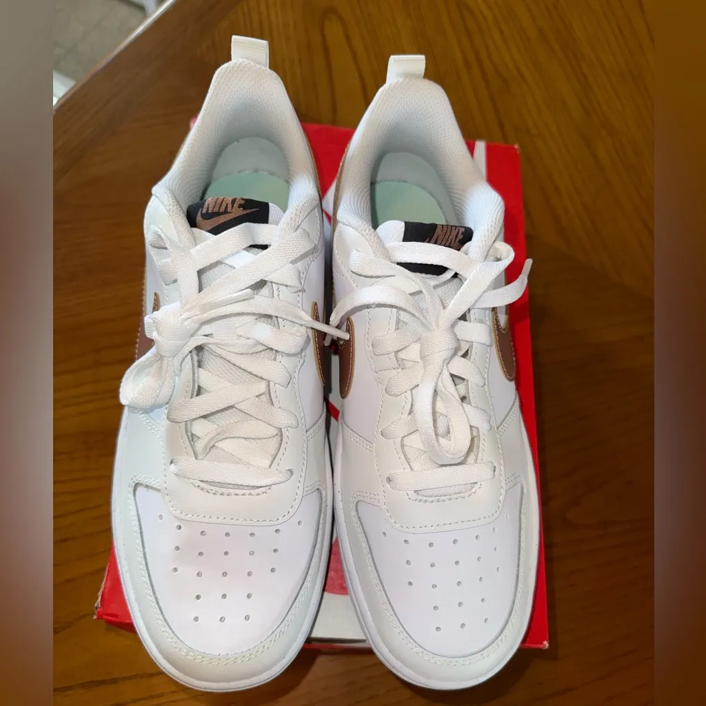 Nike Court Borough Low 2 GS White Red Bronze Sneakers – 6.5Y / W8 (NIB) - Image 3