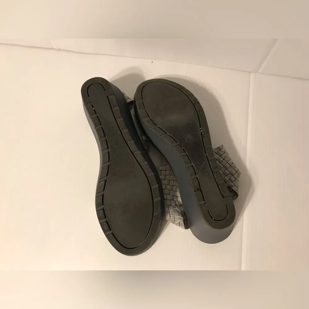 Steve Madden silver elastic straps wedge sandals women fits size 8.5 - Image 5