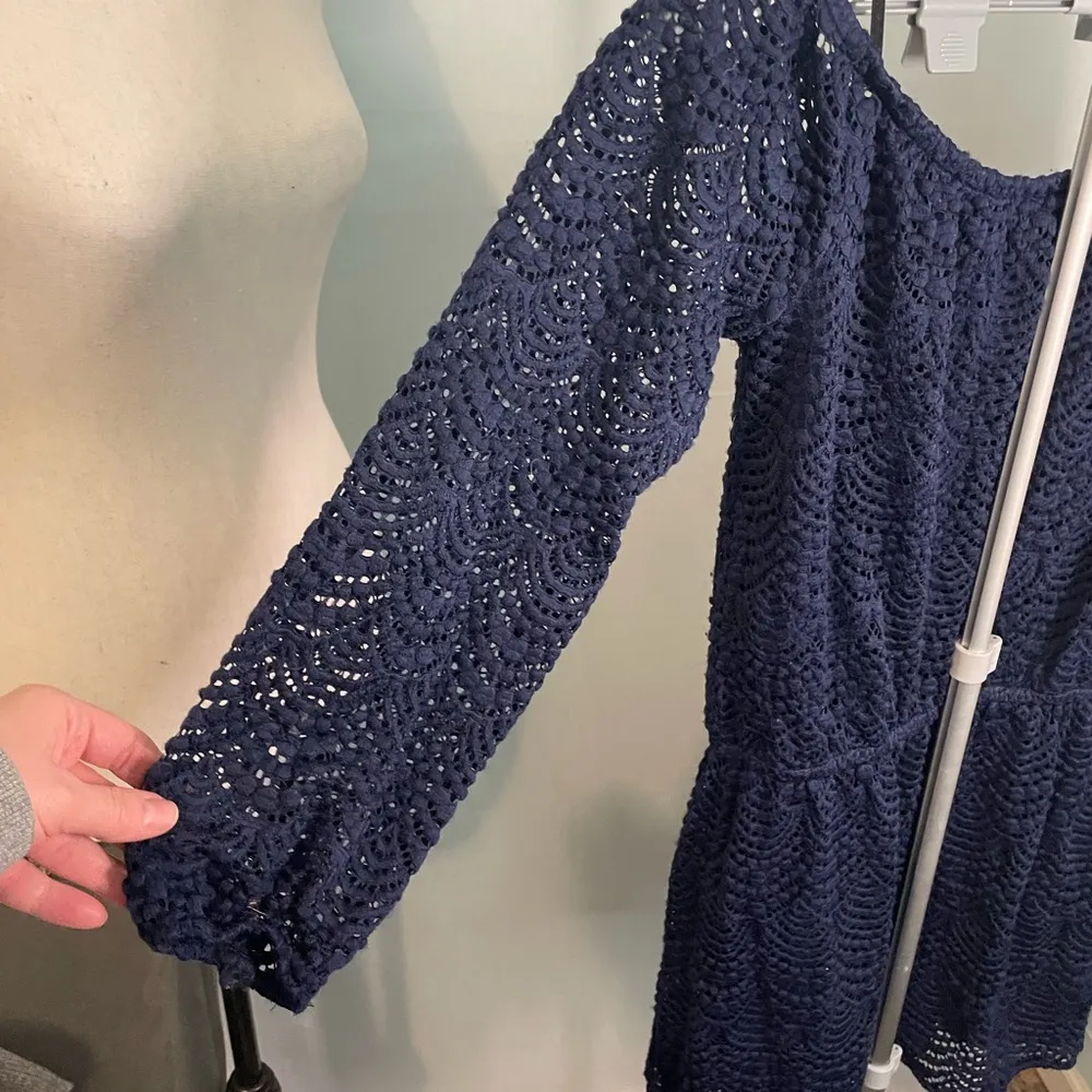 Lilly‎ Pulitzer Scalloped Shell Lace romper. Navy blue. Size medium - Image 8