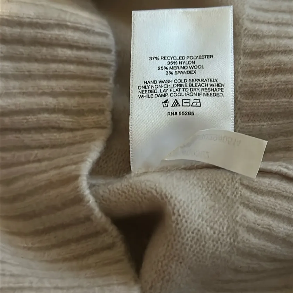 Express Neutral Cream Square Neck Sweater large NWT Wool Blend - Image 7