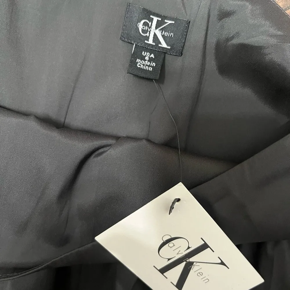 Calvin Klein Soft Gathered Skirt NWT Size 6 - Image 4