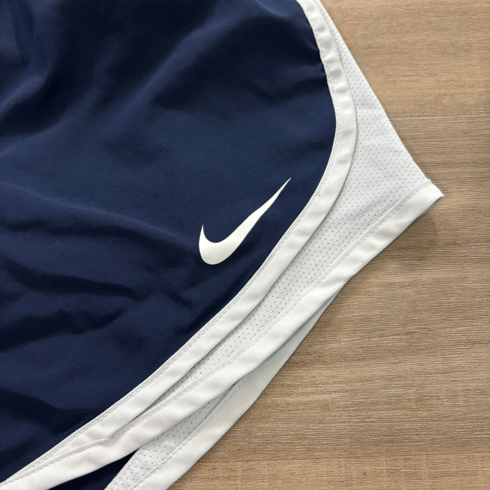 Nike Dri-Dit Athletic Shorts Women Size Medium Navy White - Image 3