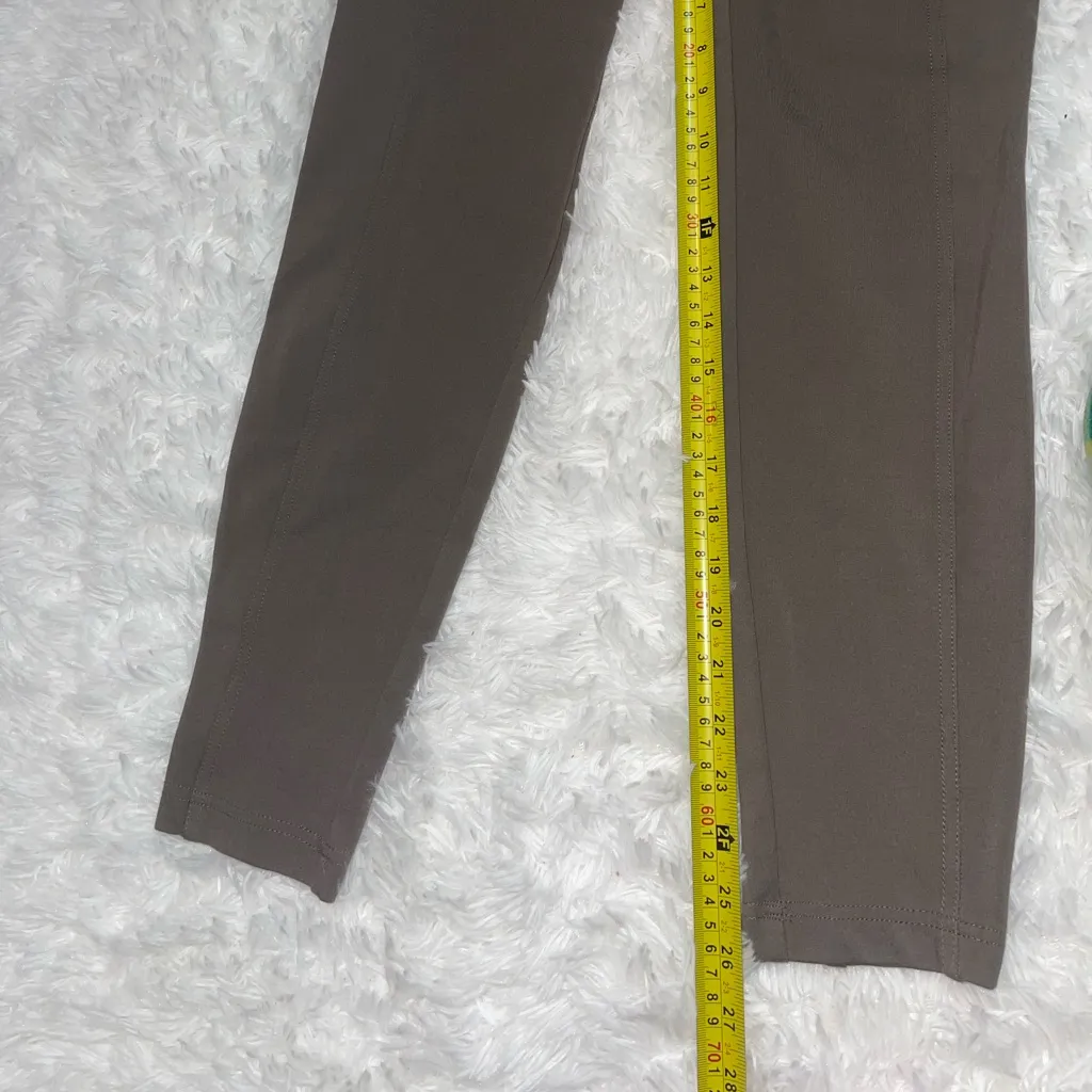 Rachel Zoe taupe pull on stretch skinny pants leggings slacks womans size 6 - Image 3