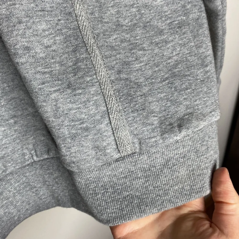 Forever 21 grey fleece lined stitched sweatshirt size S - Image 29