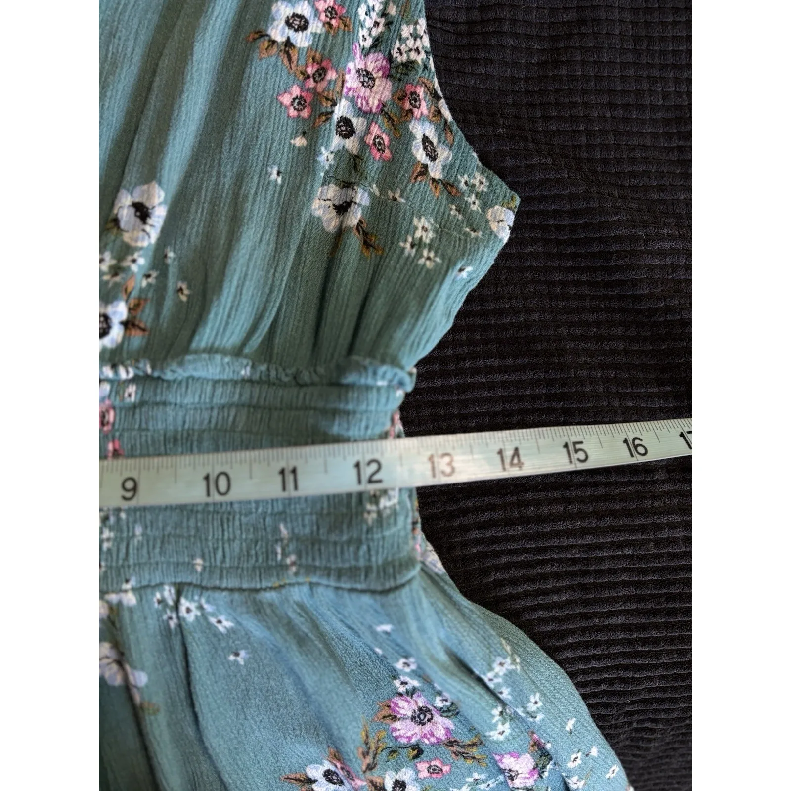 Aeropostale Green/Pink Floral Fit Flare Short Sundress Size L Sleeveless Smocked - Image 7