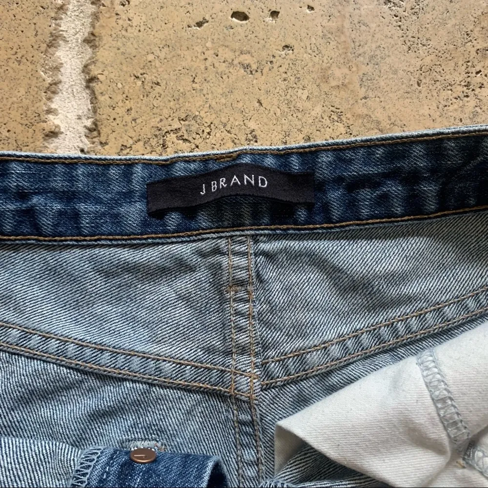 J Brand High Rise Gracie Distressed Jean Denim Shorts 26 - Image 7