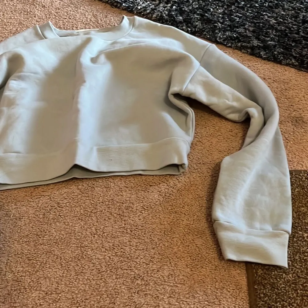 Reformation hunter classic sweatshirt xs - Image 3