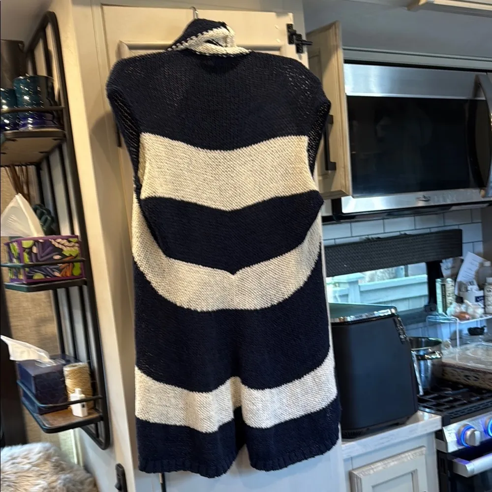 CABI Navy and White Striped Knit Cardigan. - Image 3