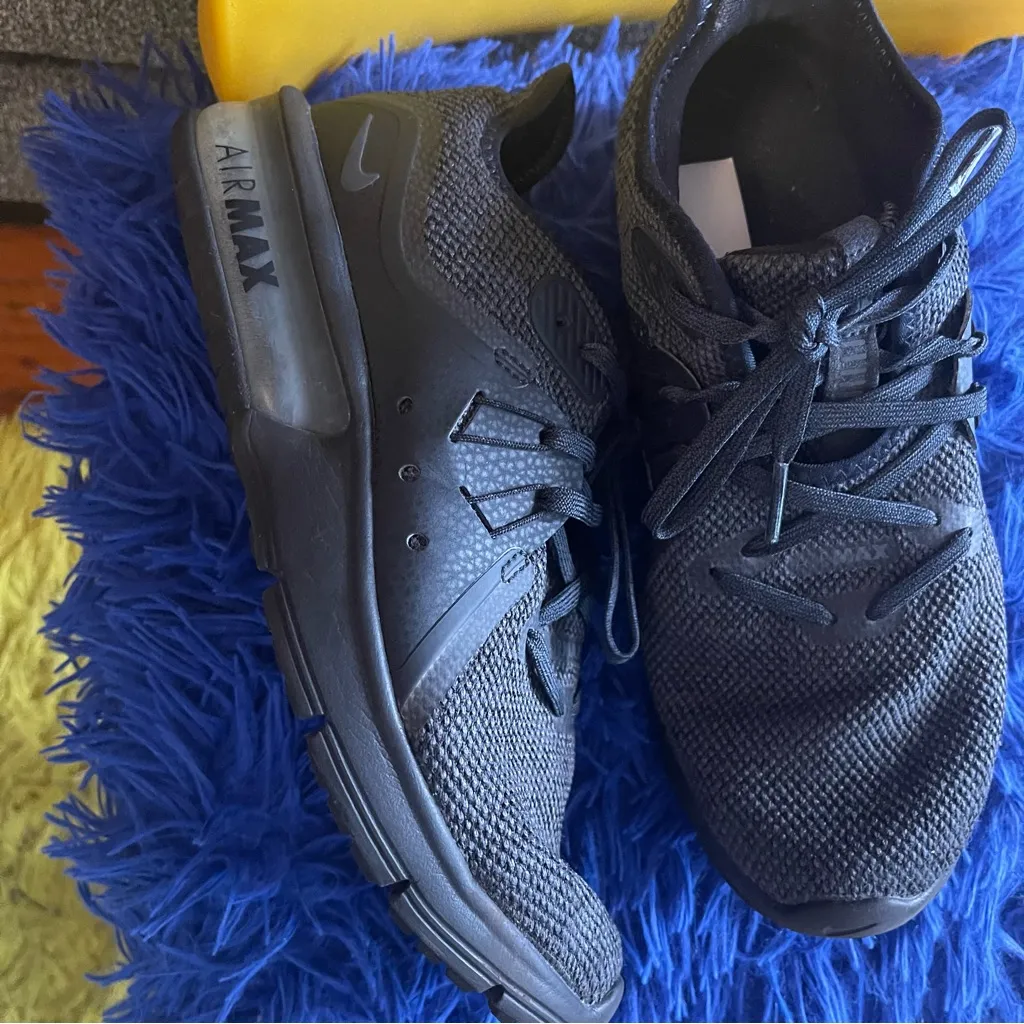 Nike Air Max Sequent 3 running shoes size 6 - Image 7