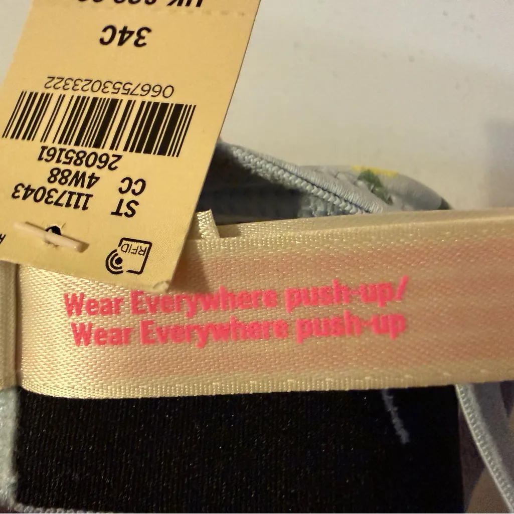 NWT PINK Victorias Secret 34C Wear Everywhere Push Up Bra Light Blue Flowers - Image 4