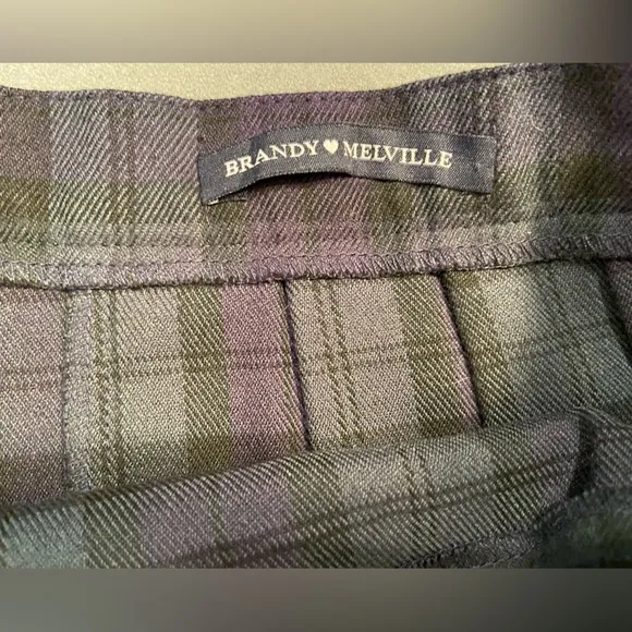 Brandy Melville Plaid Tartan Skirt, adjustable waist b/c button closureO/S‎ - Image 3