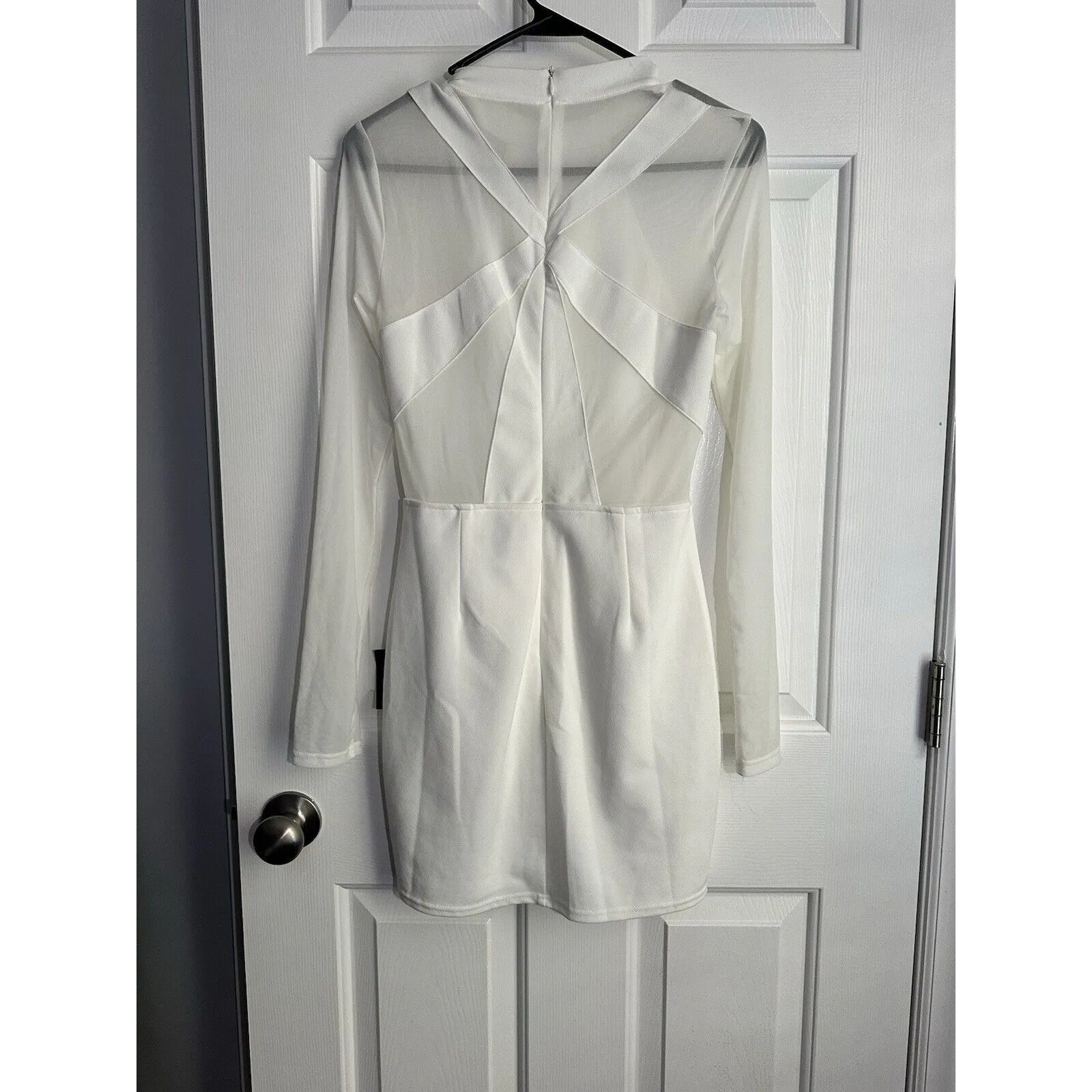 Women’s Lulu’s Living The Spotlight White Mesh Long Sleeve Mini Dress M Bride Size M - Image 4