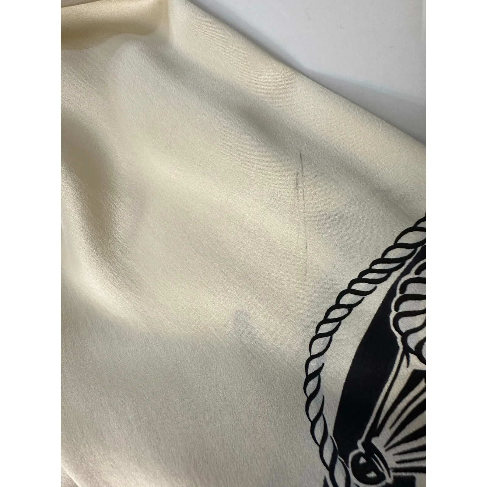 ESCADA Blouse 100% Silk Cream & Black Sport Print Button Up Long Sleeve - Image 7