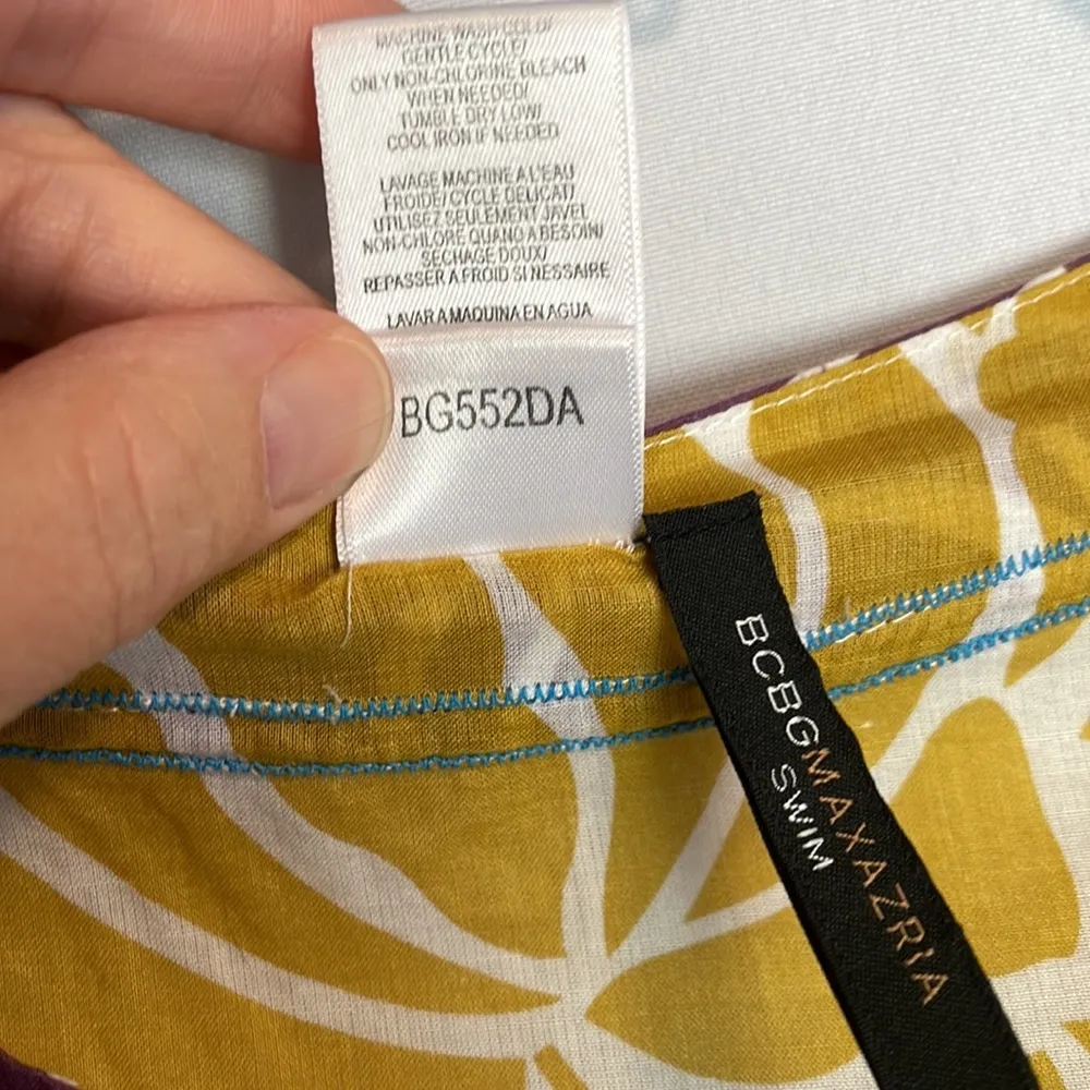 BCBG floral cotton embroidered v neck long sleeve boho swim coverup - Image 6