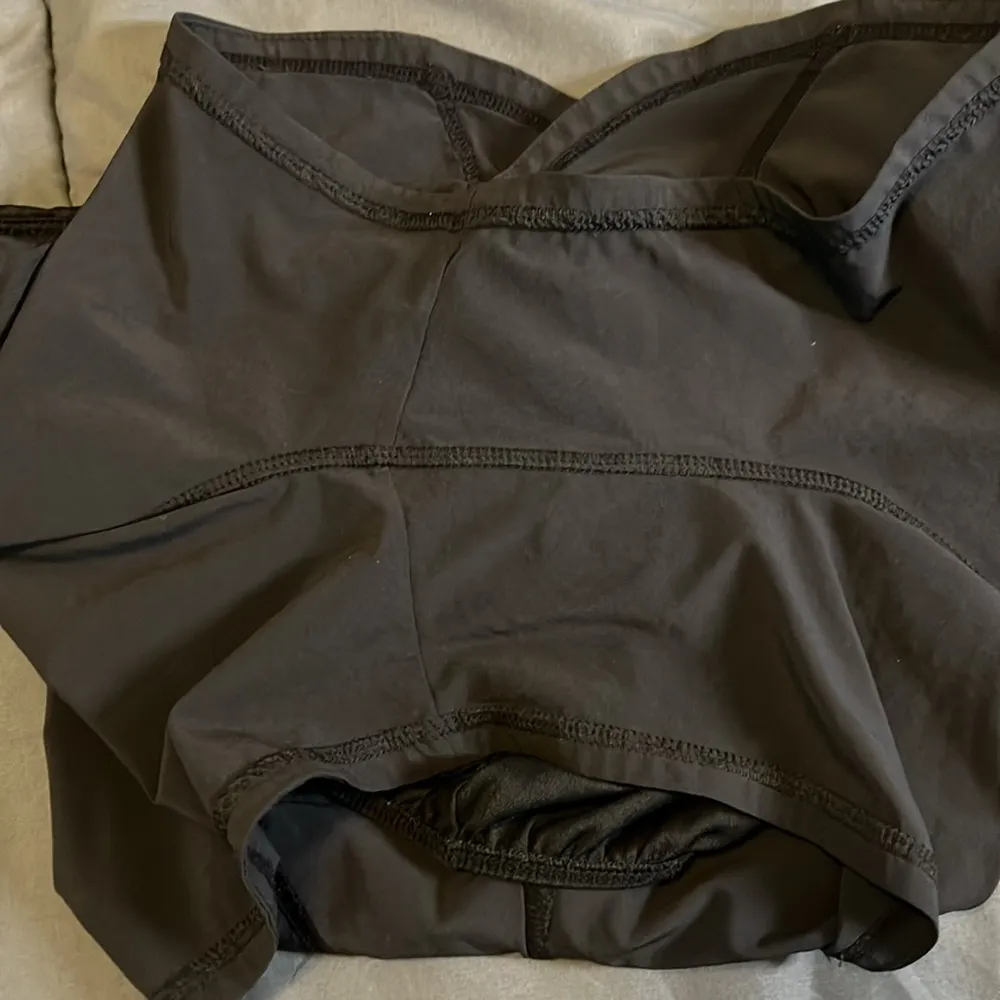 Athleta Ready Set Running Shorts Black Size Small - Image 9