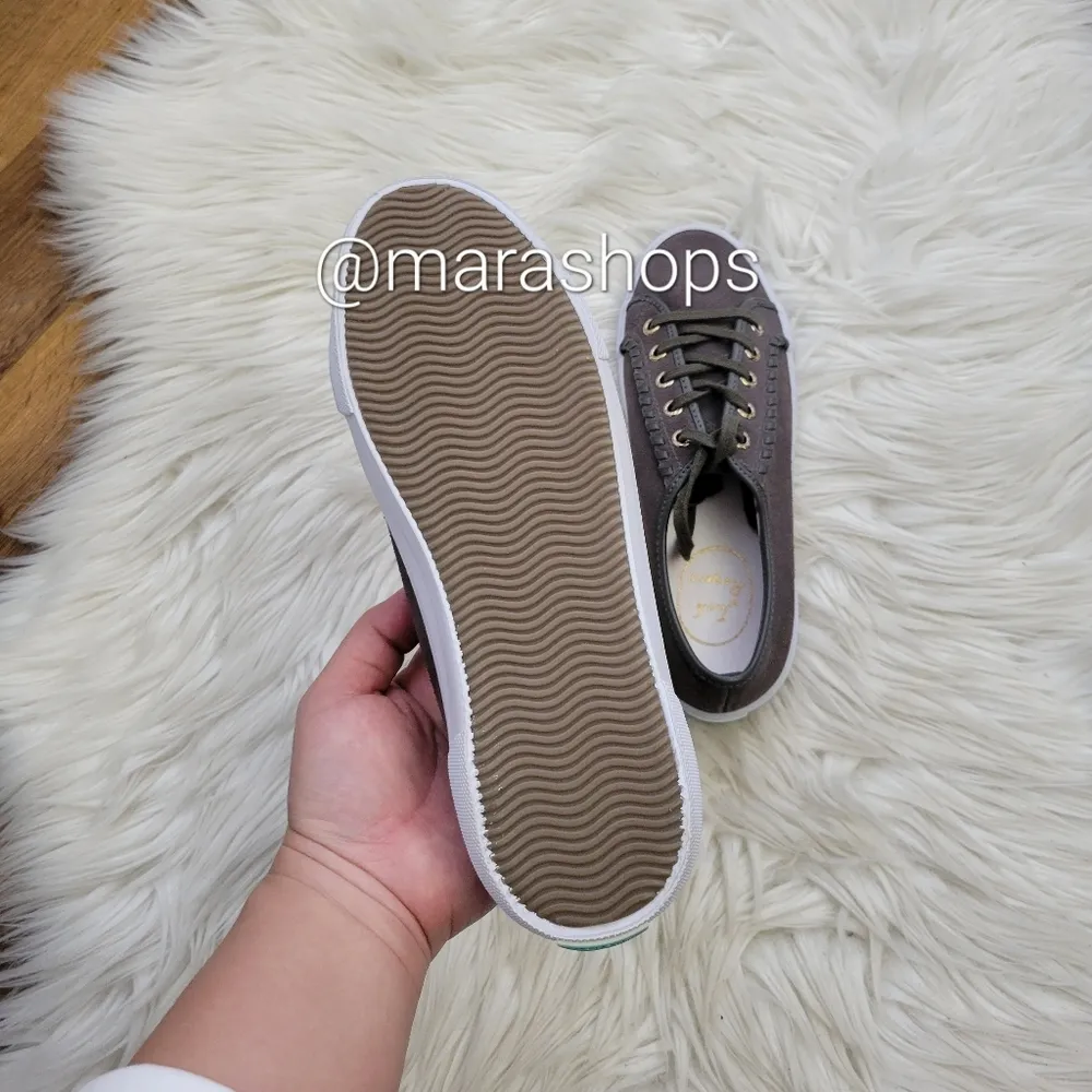 Carter Grey Suede Sneakers - Image 5