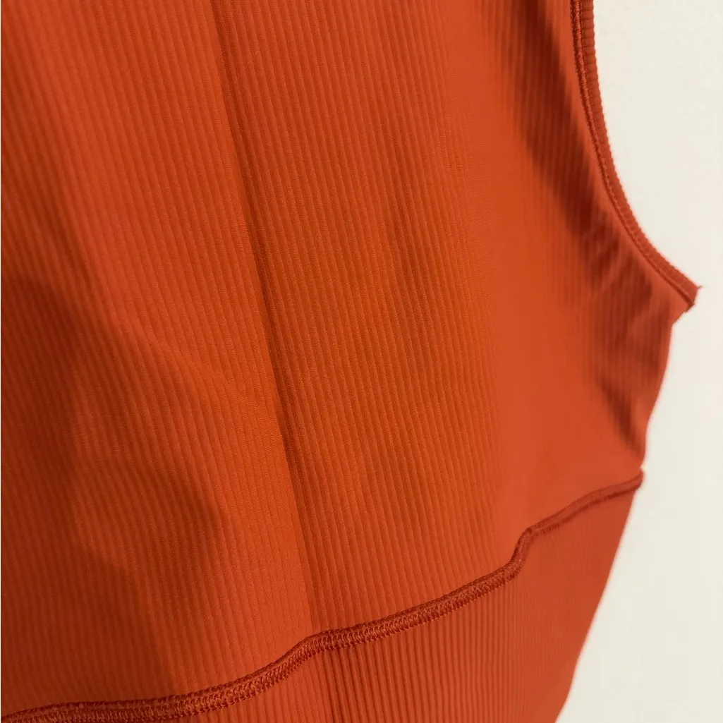 Lululemon Ribbed Cropped Tank – Size 6 (Deep Red / Maroon) - Image 3