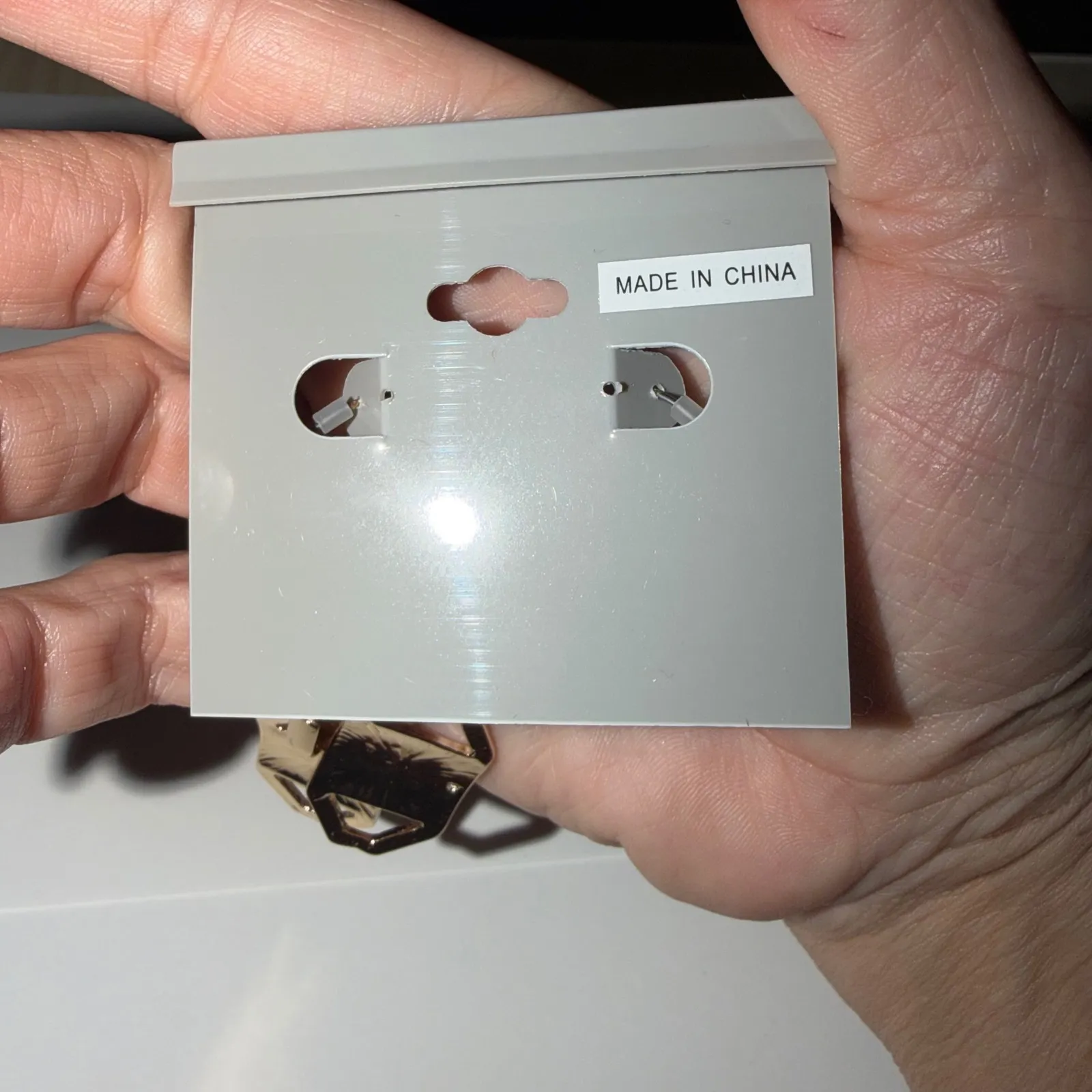 Daisy Fuentes Gold Tone Link Drop Earrings Dangling Statement Jewelry - Image 4