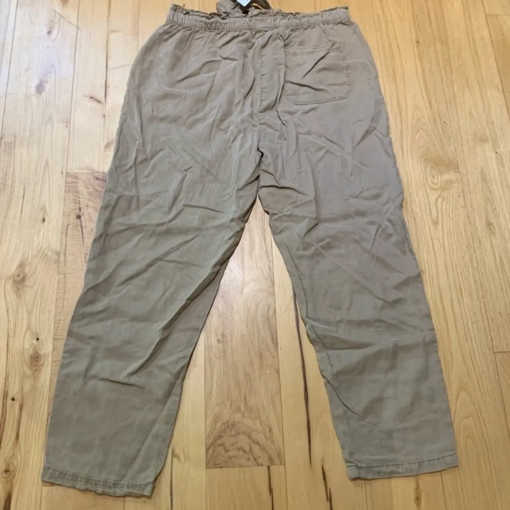 Aerie Gray Tie Front Relaxed Fit Parachute Pants Elastic Waistband Medium - Image 5