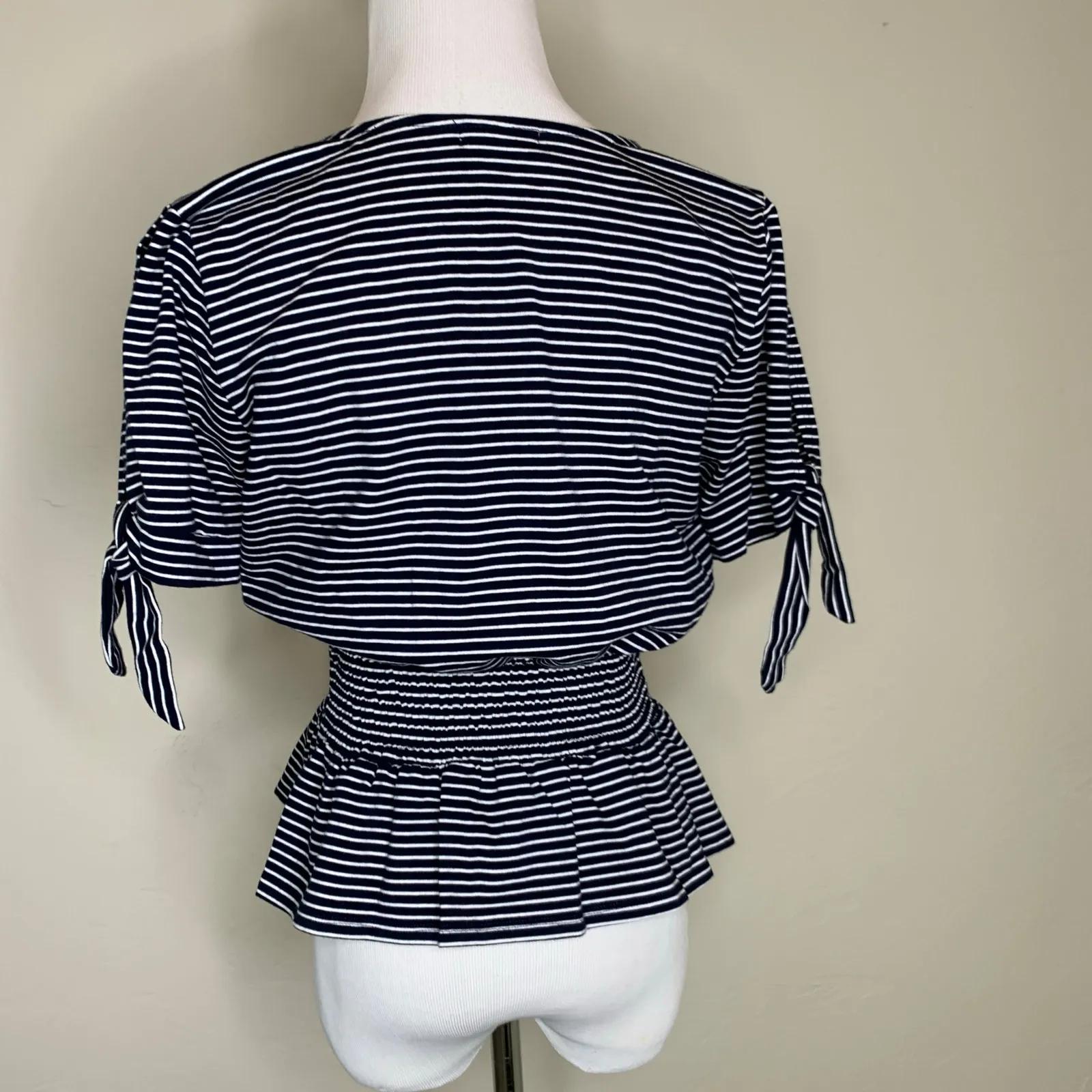 Maison Jules Blue White Striped Elastic Waist Top Sz Medium - Image 2