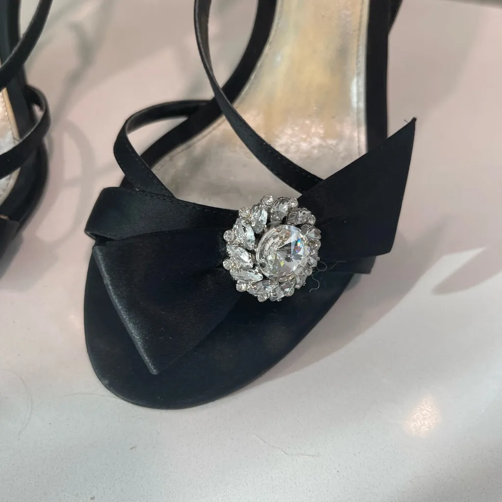 Caparros Black Satin Crystal Bow Sling Back Heel Evening Shoes size 8.5 - Image 3
