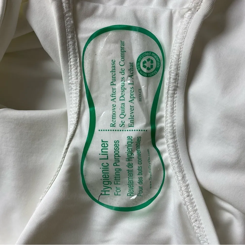 CARMEN MARC VALVO “One shoulder, One-Piece- Twisted Tides White”. Size 6. NWOT - Image 7