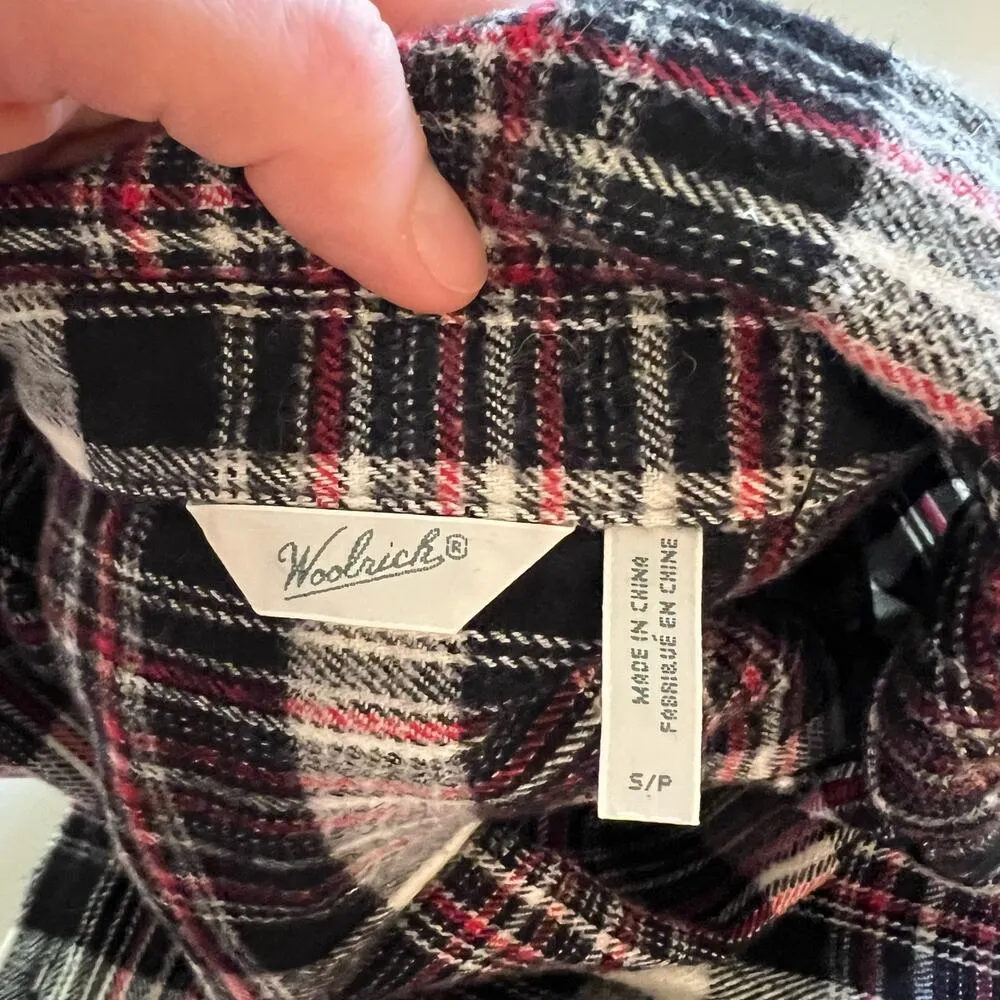 Woolrich Black & Red Cotton Checkered Plaid Print Button Front Long Sleeve Shirt - Image 8