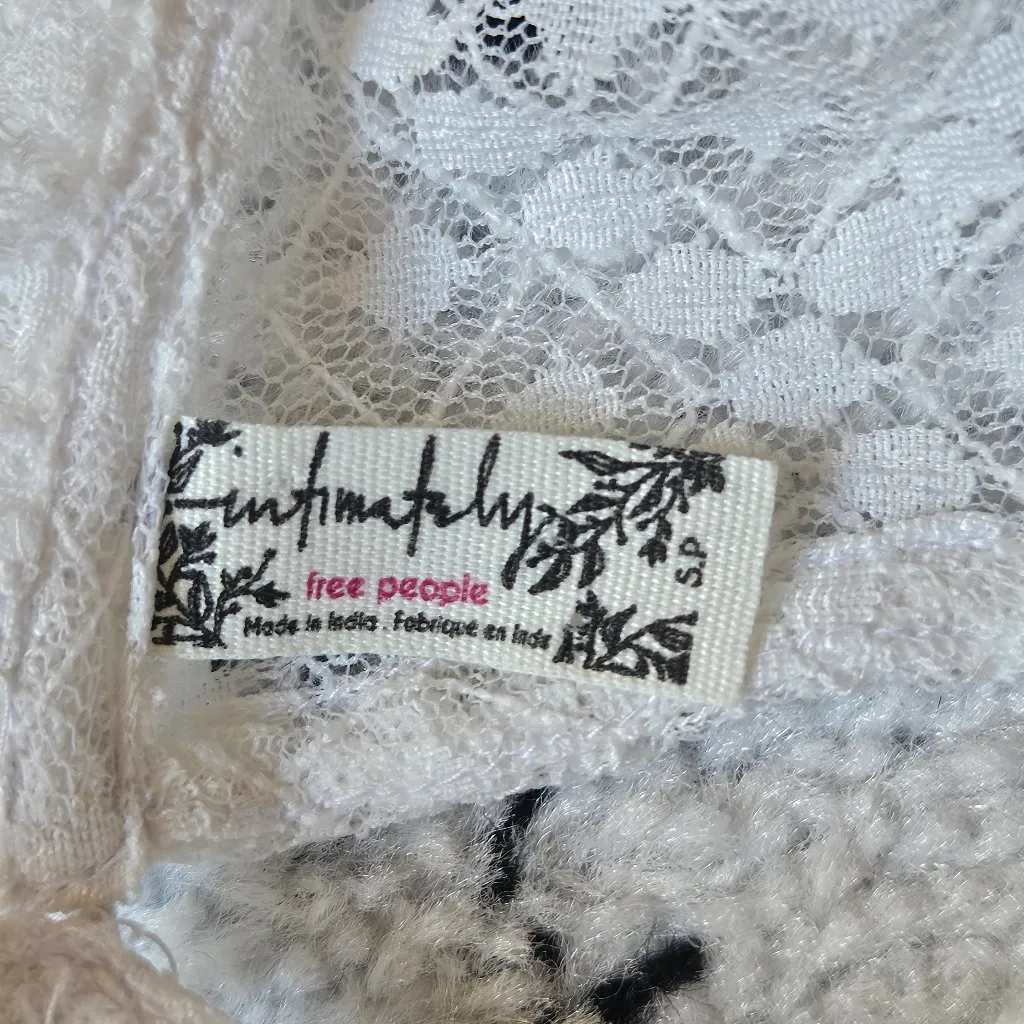 Intimately Free People Goldie Lace Bodysuit Ivory White Lined‎ Women's Sz  Small - Image 10