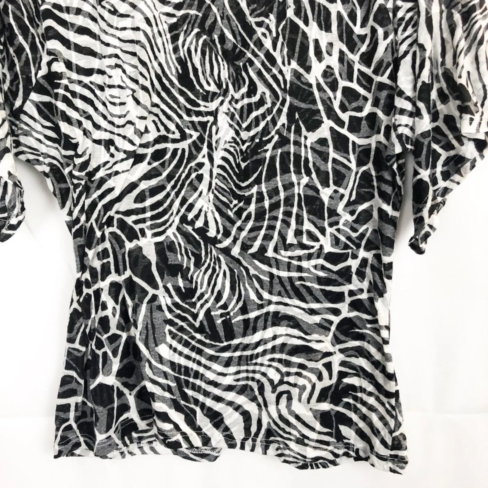 Loveapella Dolman Wide Sleeve Women's Animal Print Top Size M - Image 4