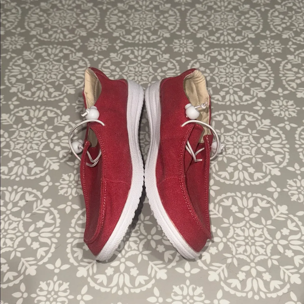 Corkys Kayak Red Canvas Shoes Size 9 - Image 2