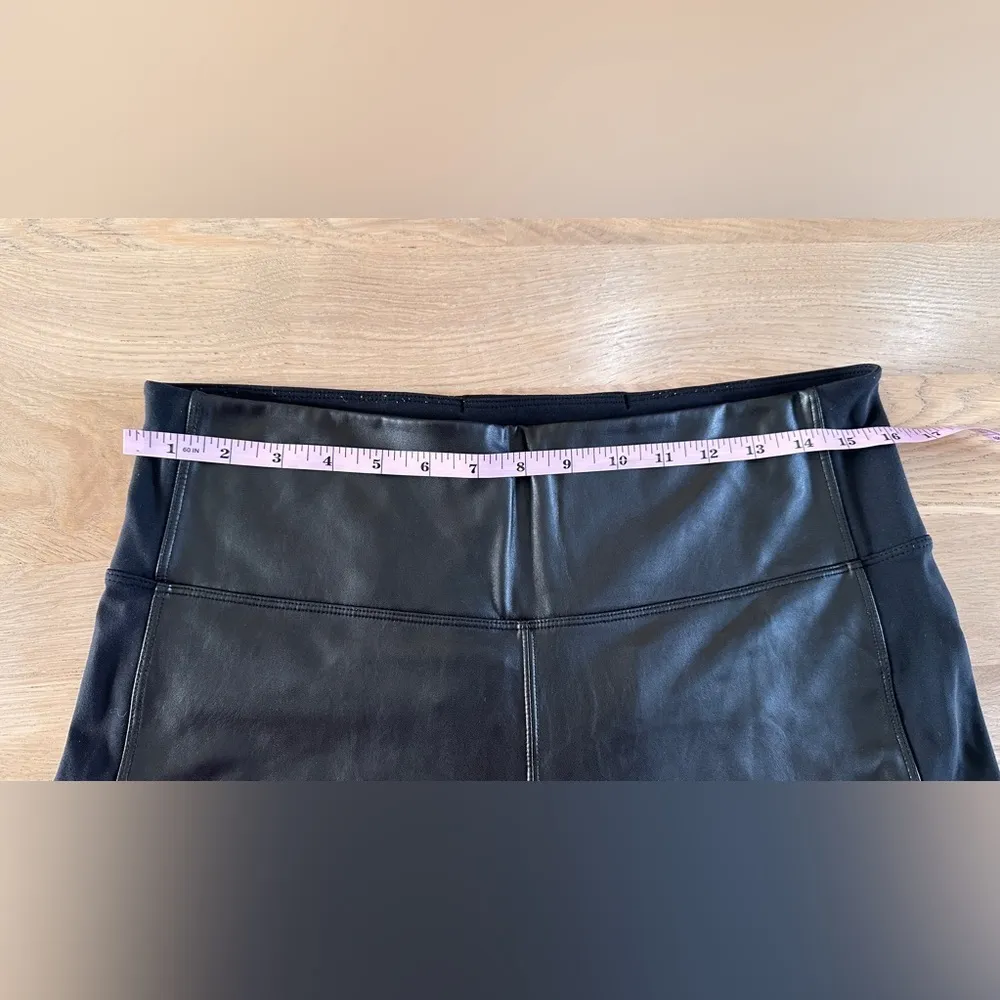 Athleta delancy shine tight legging black size large - Image 9