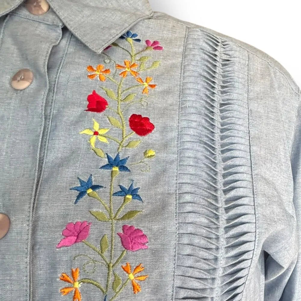 Vintage 80s Chambray Floral Embroidered Shirt Pintuck Pleats Long Sleeve Top 8 Blue - Image 3