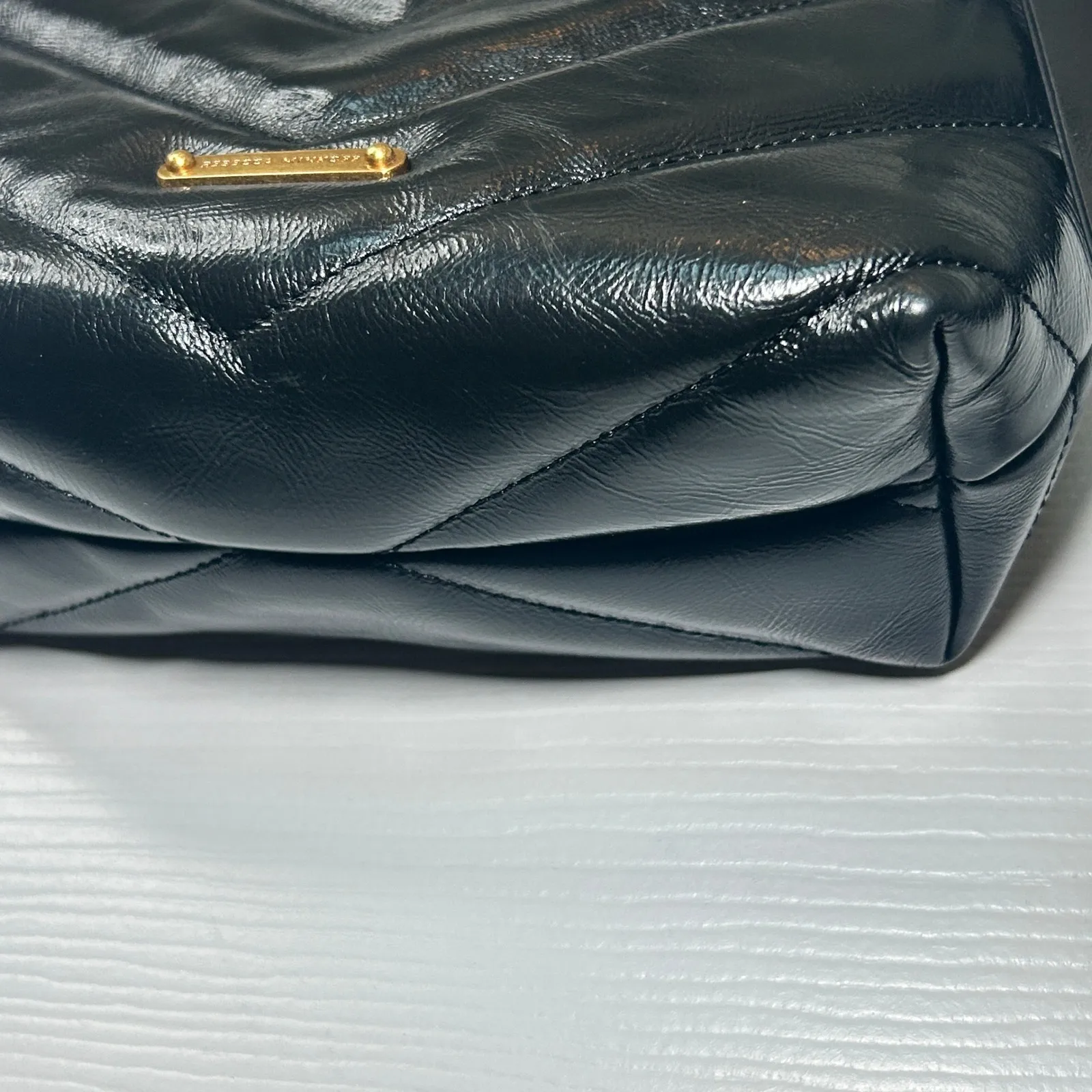 Rebecca Minkoff Edie Black Leather Quilted Chevron Crossbody Bag Gold‎ Hardware - Image 6