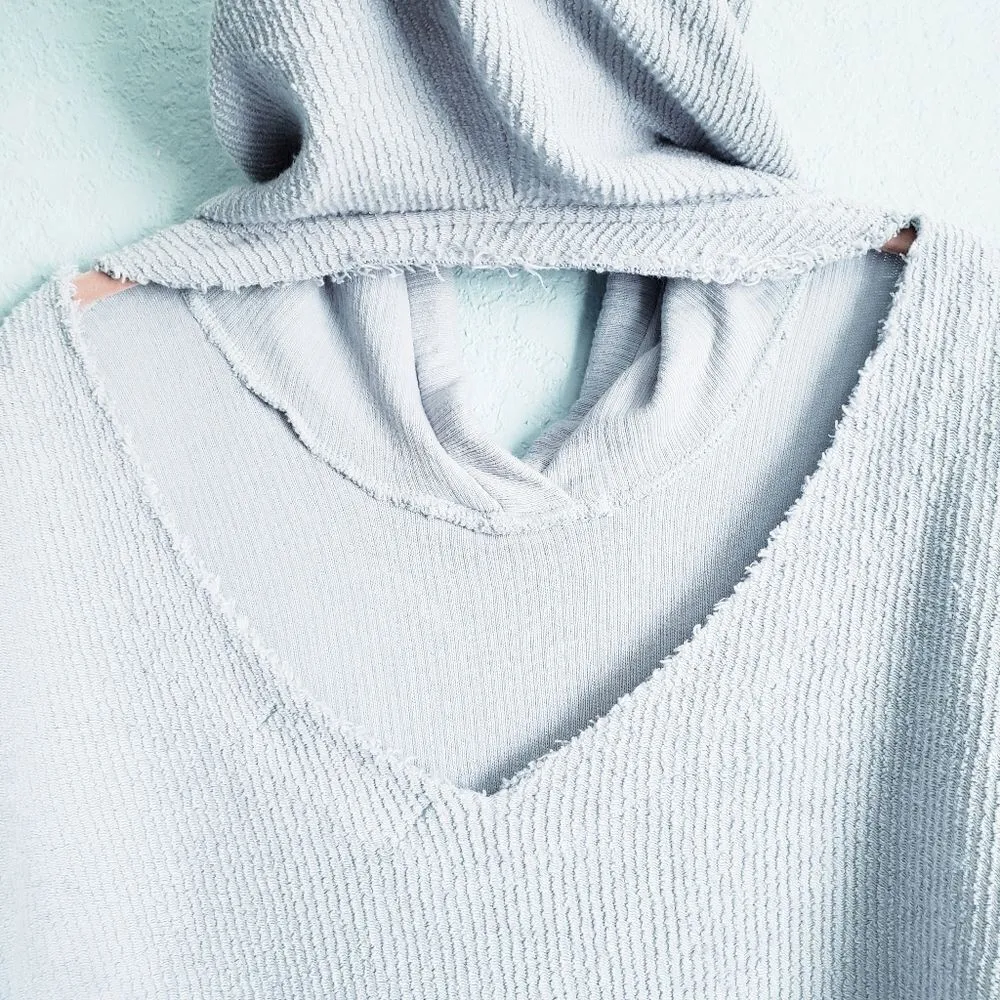 Vintage Havana Blue Ribbed Cropped Hoodie with Open Back - Image 6