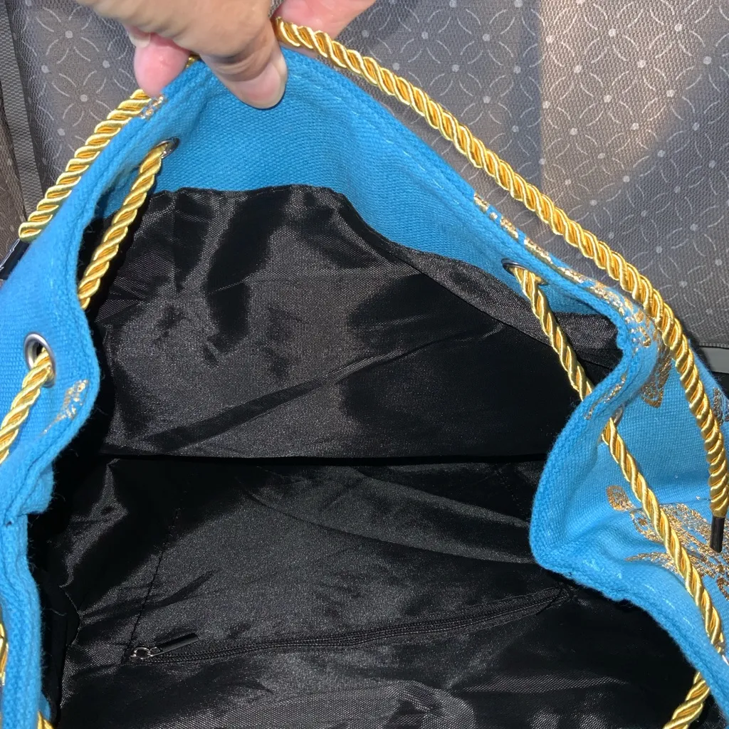 Blue and Gold Turtle Print Backpack Novelty Jewel Bahamas with front pockets - Image 3