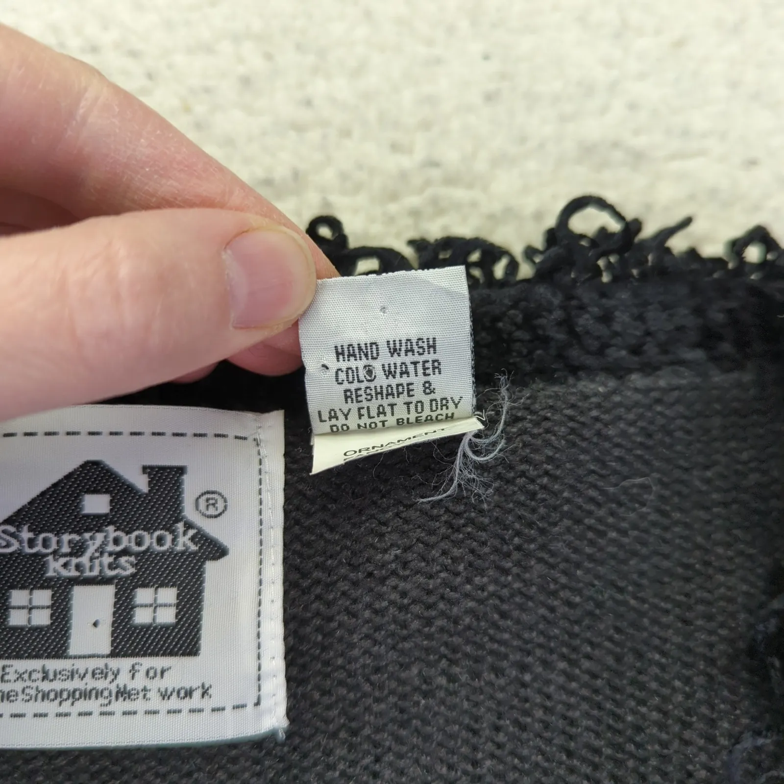 Storybook Knits Women's Black Ornament Christmas Cardigan‎ Sweater Size Medium - Image 4