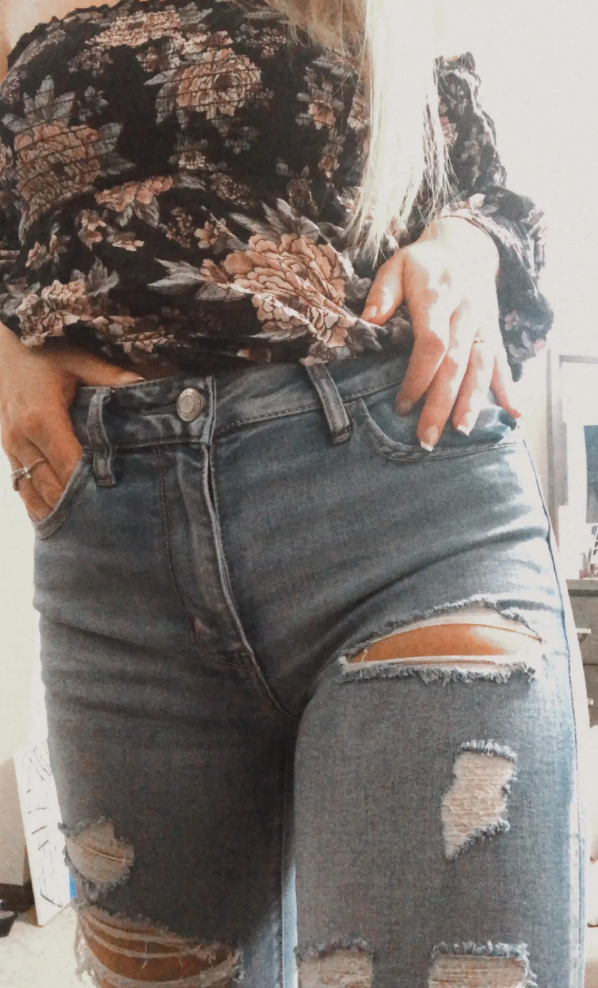 American Eagle Outfitters Jeans - Image 3