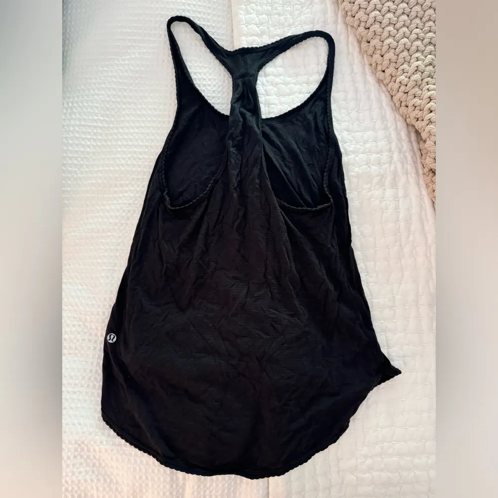 Lululemon black loose tank size 2/4 - Image 2
