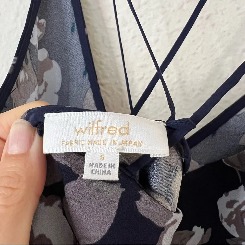 Aritizia Wilfred Navy Blue Rose Floral Melodiqué Romper Size Small - Image 5