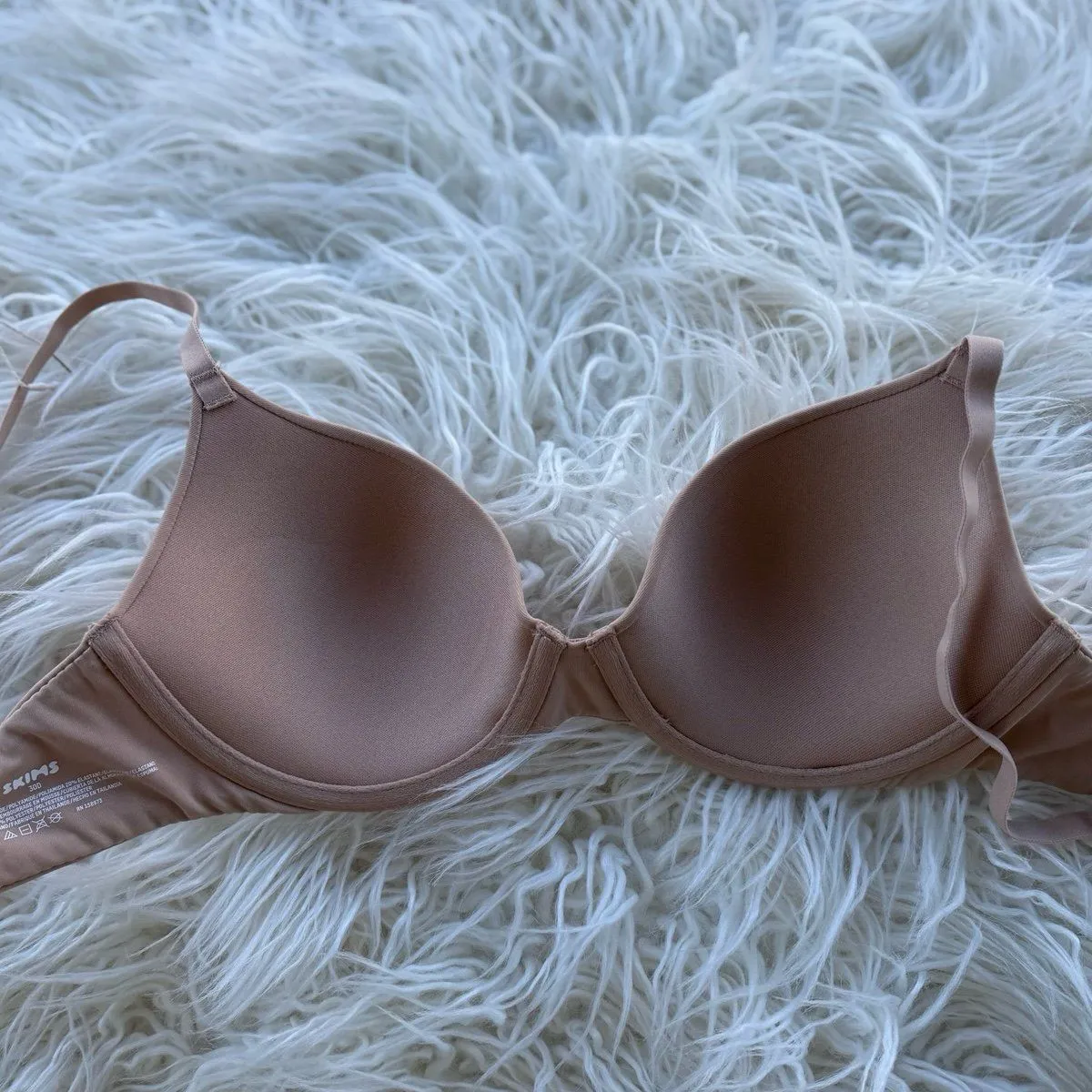 Skims Fits Everybody T-shirt Demi Bra Clay Size 30D - Image 4