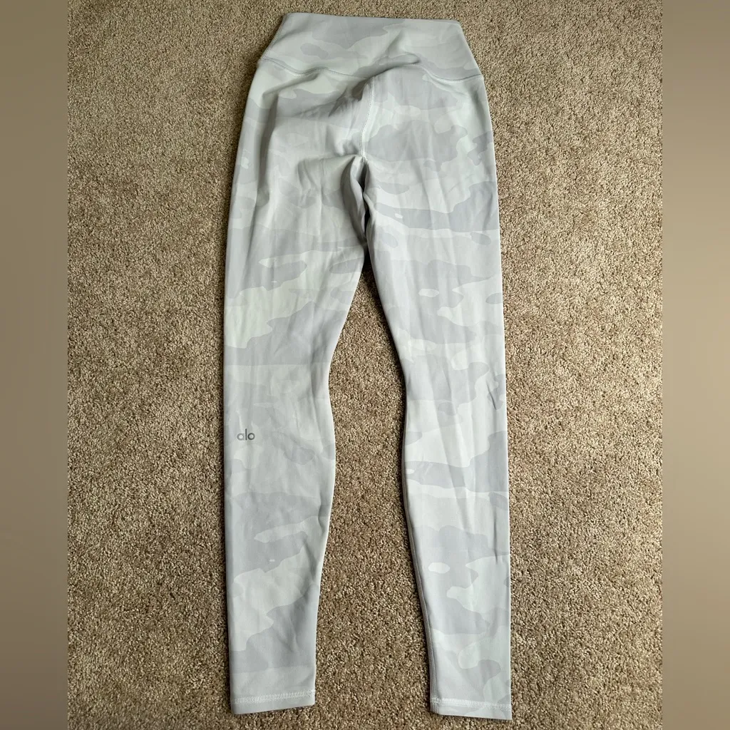 Alo‎ High Waist Vapor Leggings - Image 5