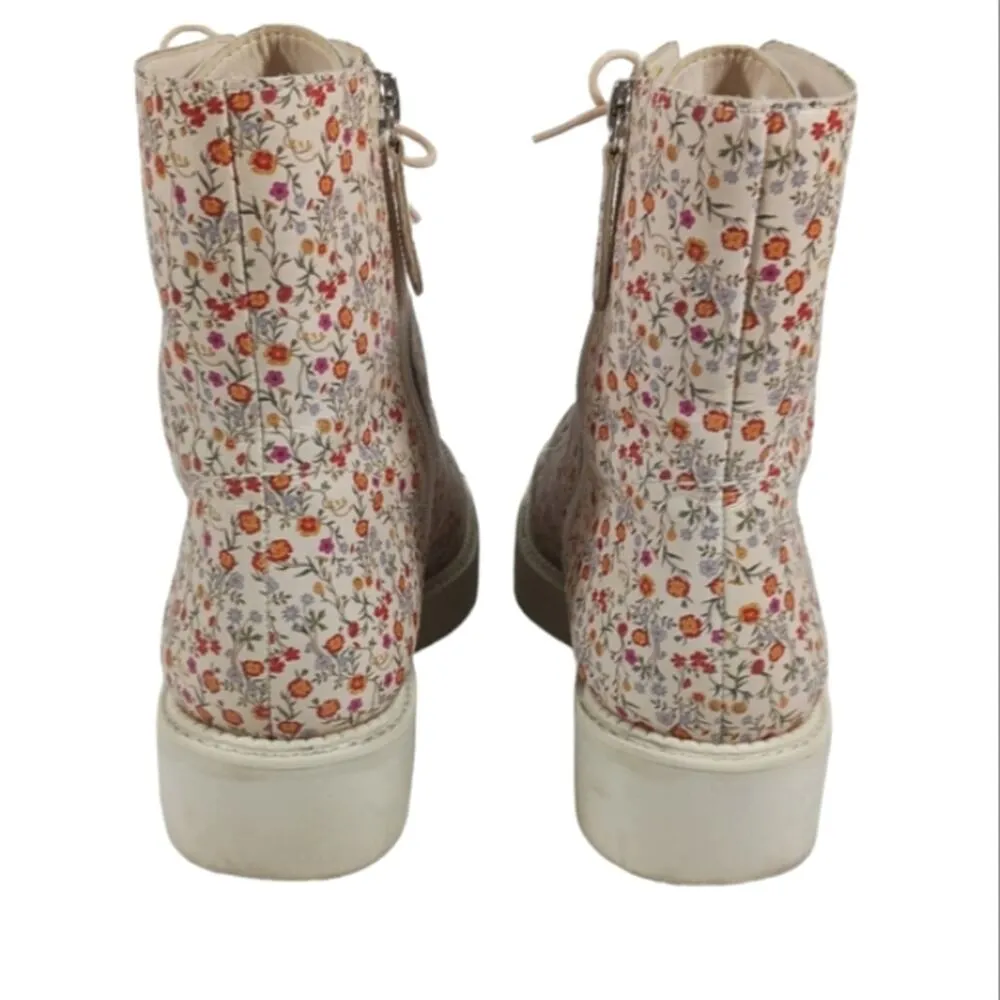 S2566 EUC  McKenzie Floral Combat Boots size 8.5B - Image 10