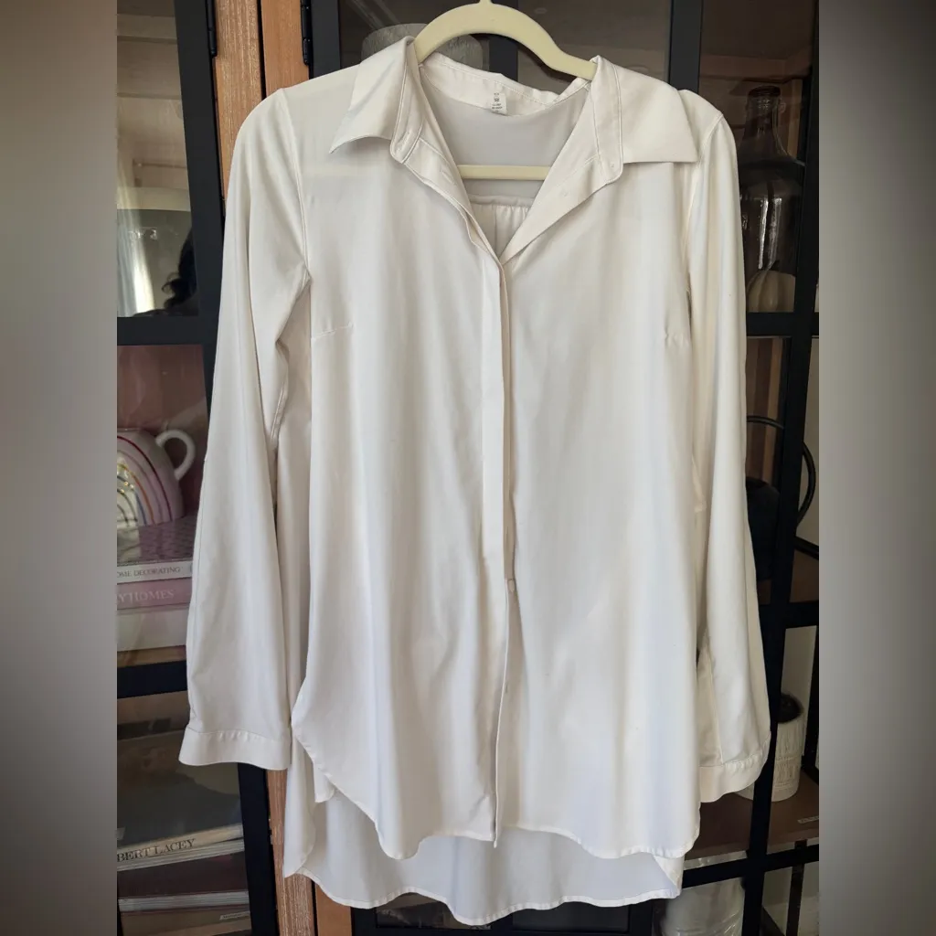 Lululemon  In the Moment Shirt long sleeve collar button down performance White - Image 8