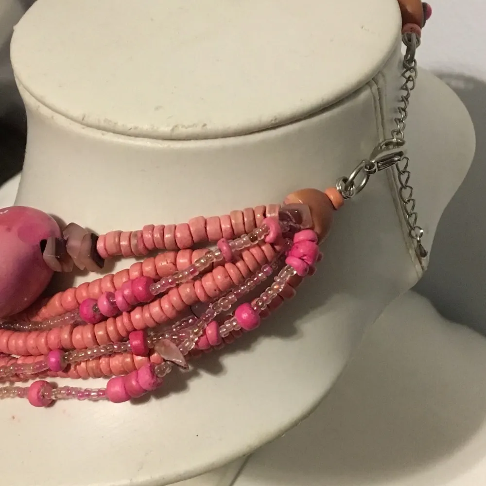 Pink Beaded Necklace - Image 4
