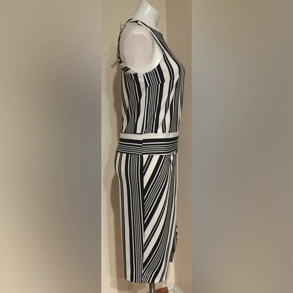 ASOS  NWT Awing Stripe Design  Stripe,Black & White, wrap front slit-dress Sz 4 - Image 2