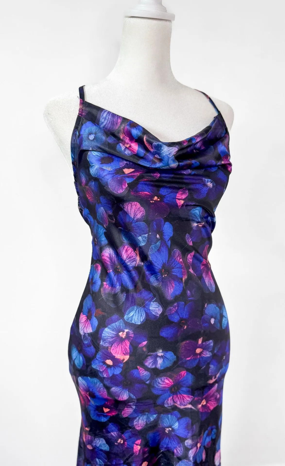 Cider Jessa pansy floral midi dress  - Image 4