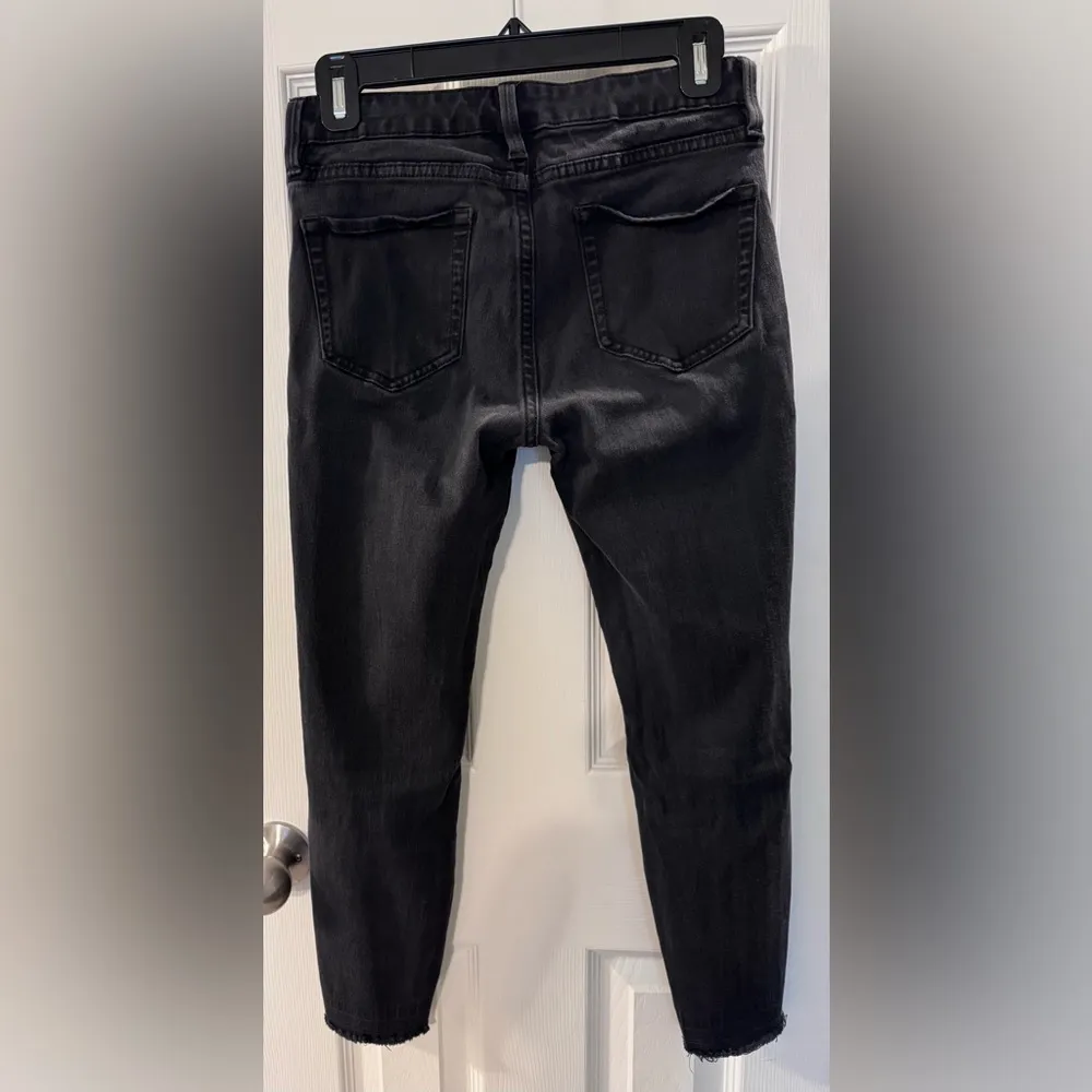 a.n.a . Black Distressed Jeans for Women - Image 5