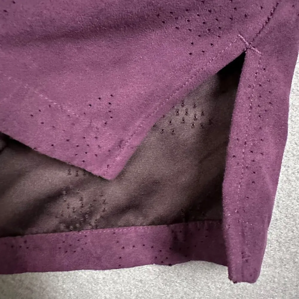 Croft  Barrow Woman 1X Purple Long Sleeve Button Up Suede-Like Blouse Shirt - Image 7